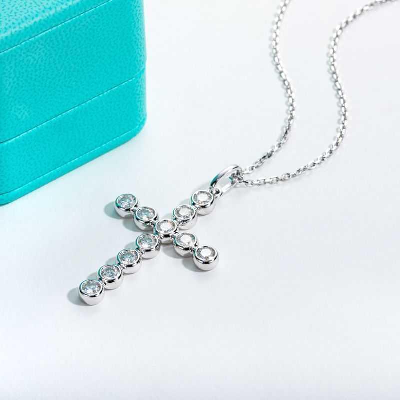 Sterling Silver Cross Pendant Moissanite 4.0mm Necklace 45+2+3cm D Color VVS1, photo 6 of 6