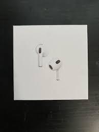 AirPods Pro (2nd generation) with MagSafe Charging Case (USB-C) (Renewed) FOR IPHONE