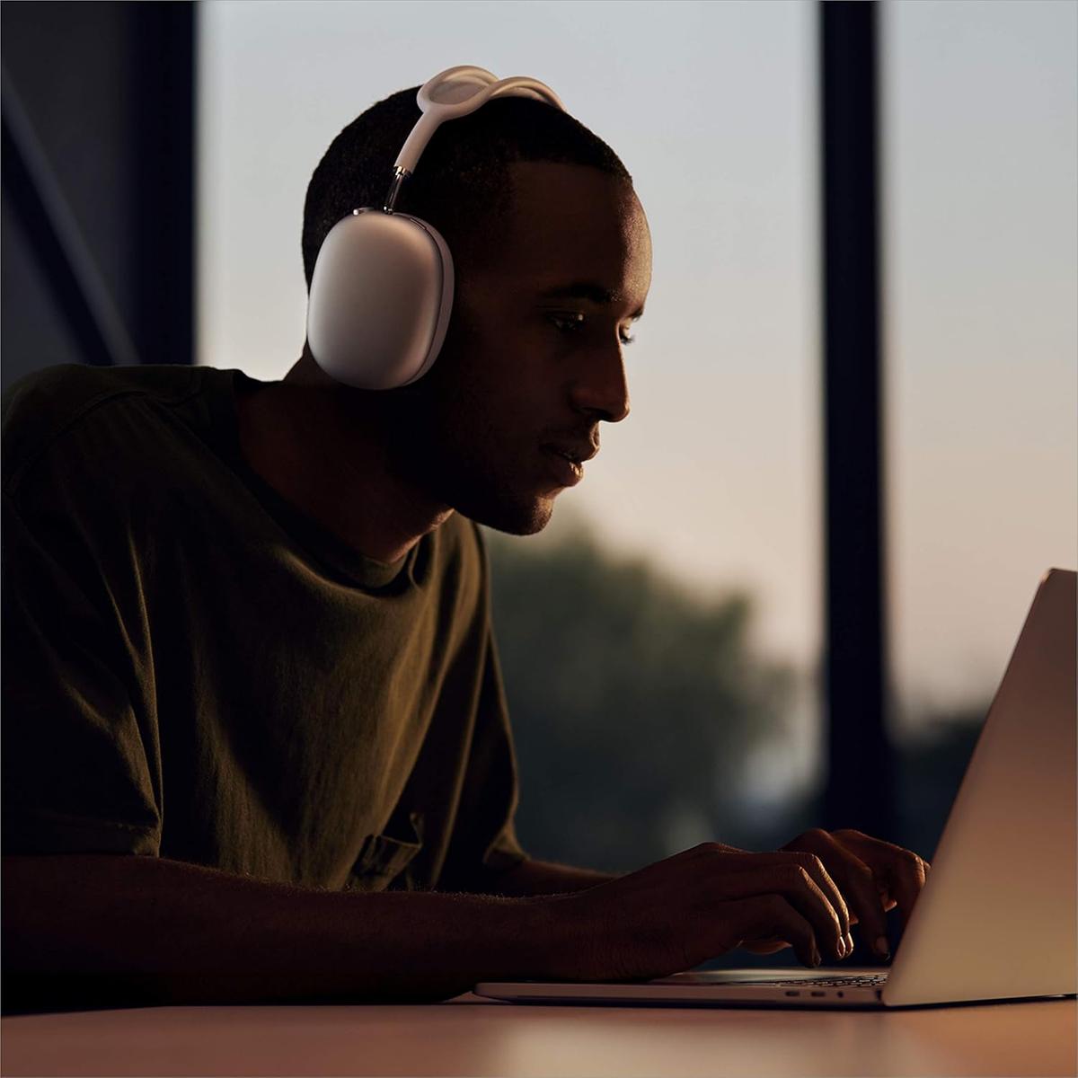 AirPods Max Wireless Over-Ear Headphones, Active Noise Cancelling, Transparency Mode, Personalized Spatial Audio, Dolby Atmos, Bluetooth Headphones for iPhone, photo 4 of 5