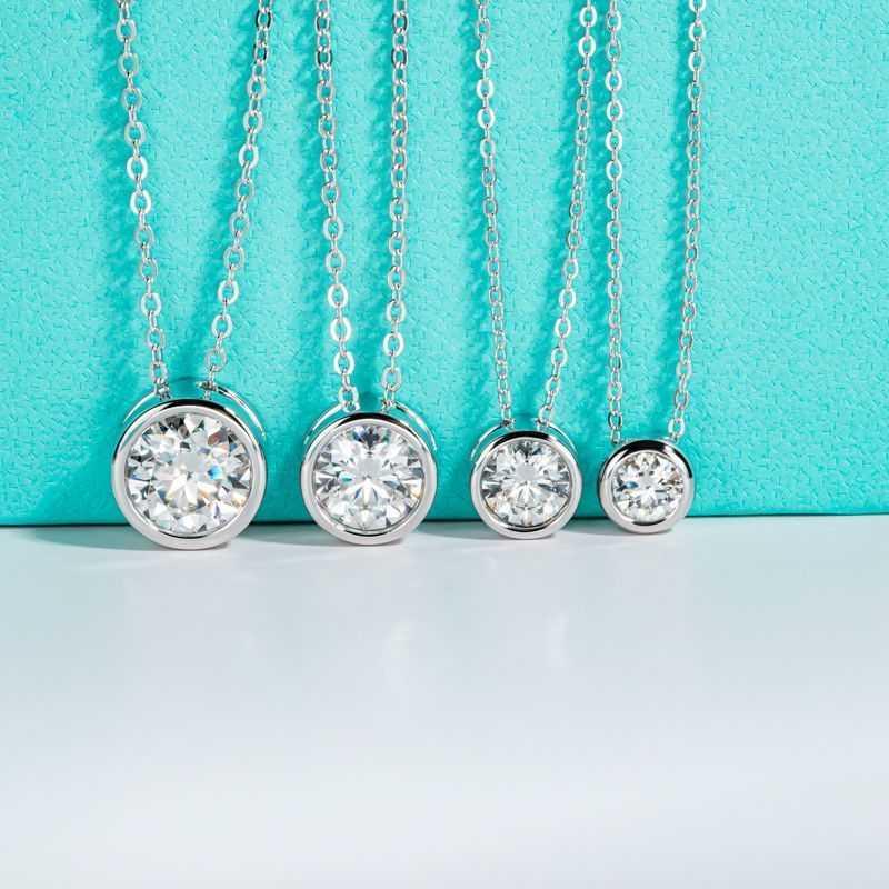 S925 Sterling Silver Round Moissanite Diamond Necklace 1ct Pendant 40+2+3cm D color VVS1, photo 7 of 7
