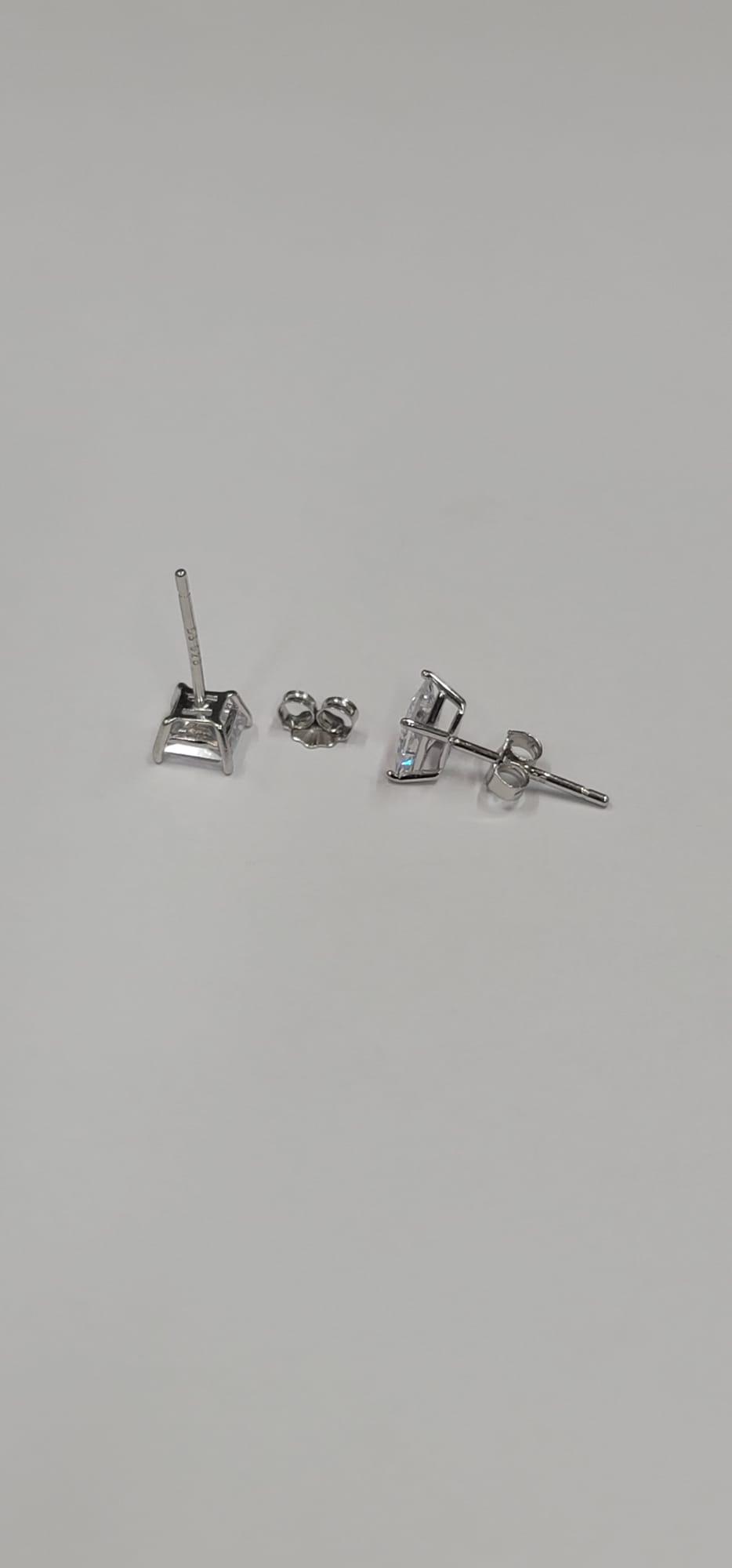 PRINCESS-CUT CUBIC ZIRCONIA STUD SILVER EARRINGS 5MM, photo 4 of 4