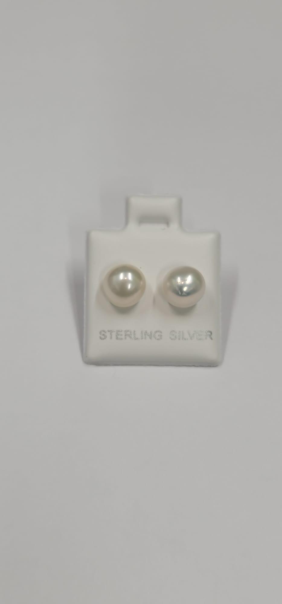 7mm White Cultured Freshwater Pearl 925 Sterling Silver Stud Earrings, photo 2 of 3