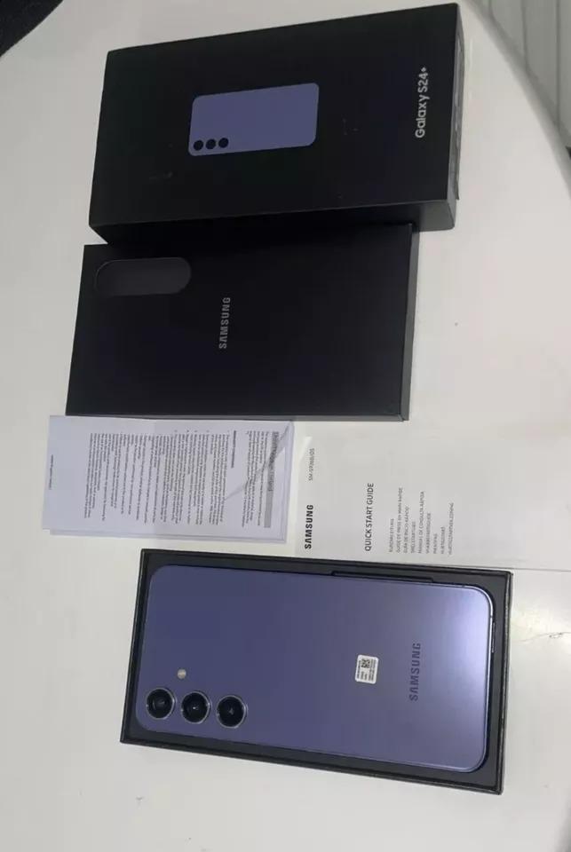 Samsung Galaxy S24 Plus - 256GB - Titanium Violet (Unlocked) (Dual SIM), photo 3 of 3