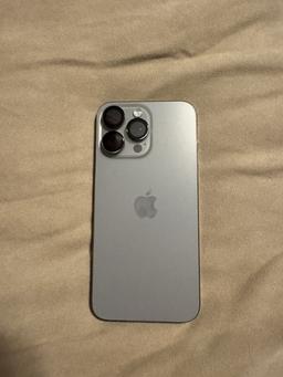 iPhone 15 Pro Max 256GB - Used