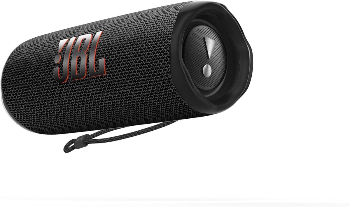 JBL Boombox 3 Black Portable Bluetooth Speaker with Massive Sound, Deepest Bass, IPX7 Waterproof, 24H Playtime Flip 6 Portable Bluetooth Speaker, IPX7 Waterproof, 12 Hours Playtime, photo 5 of 5