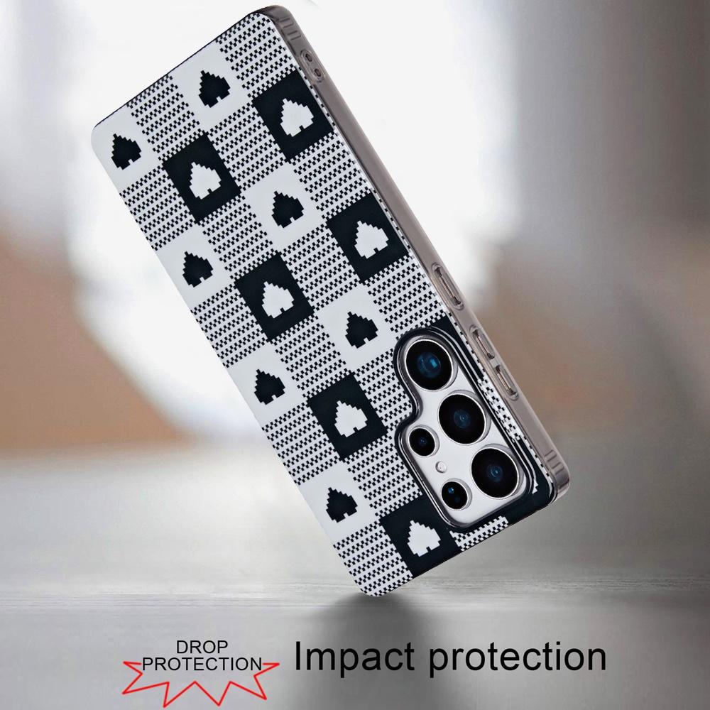 Pixelated Hearts Pattern Protective Phone Case for Samsung Galaxy S25 Ultra, photo 3 of 3
