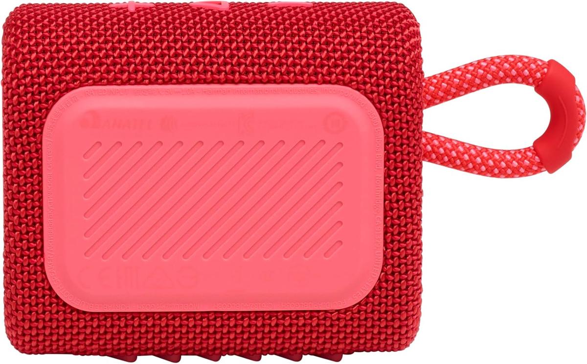 JBL Go 3 - Portable Mini Bluetooth Speaker, big audio and punchy bass, IP67 waterproof and dustproof, 5 hours of playtime, speaker for home, outdoor and travel (Red), photo 2 of 5