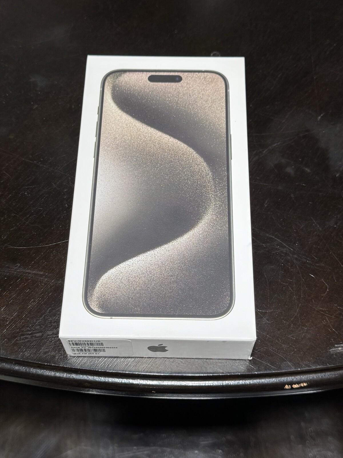 iPhone 15 Pro Max 256GB – Unlocked – Good Condition – 90 Days Warranty – Not Refurbished (Original Parts), photo 3 of 3