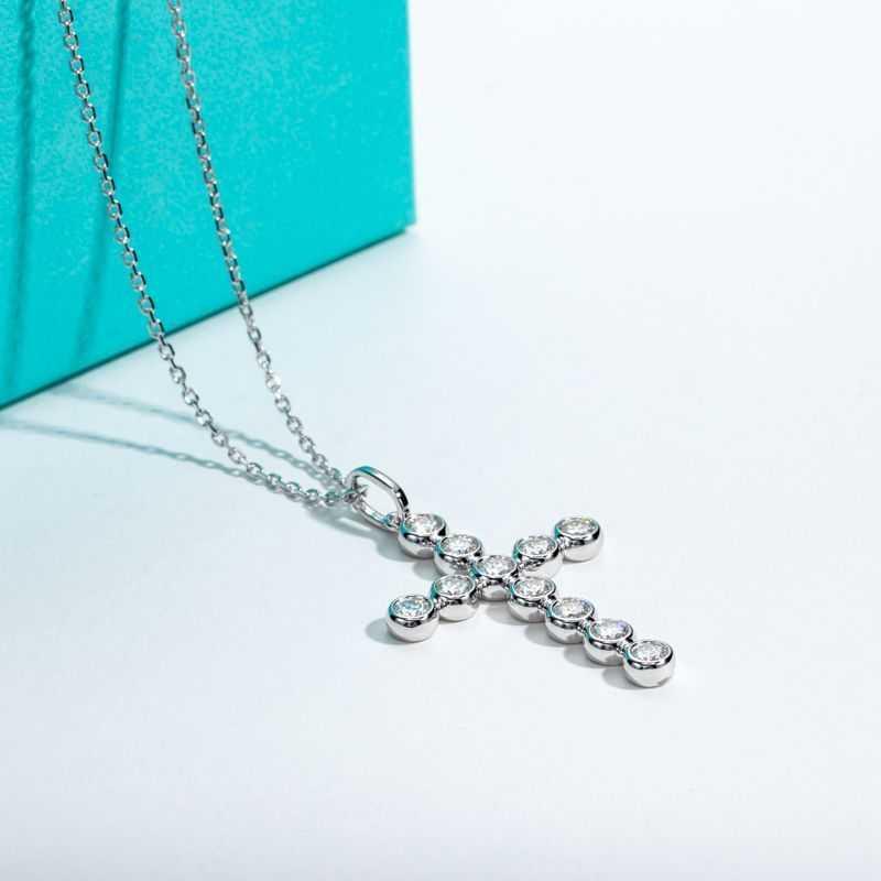 Sterling Silver Cross Pendant Moissanite 4.0mm Necklace 45+2+3cm D Color VVS1, photo 2 of 6