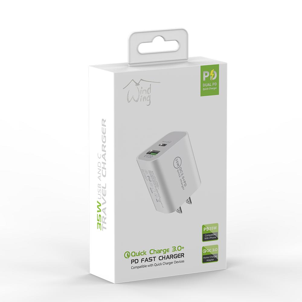 TYPE-C AND USB TRAVEL CHARGER 35W in WHITE