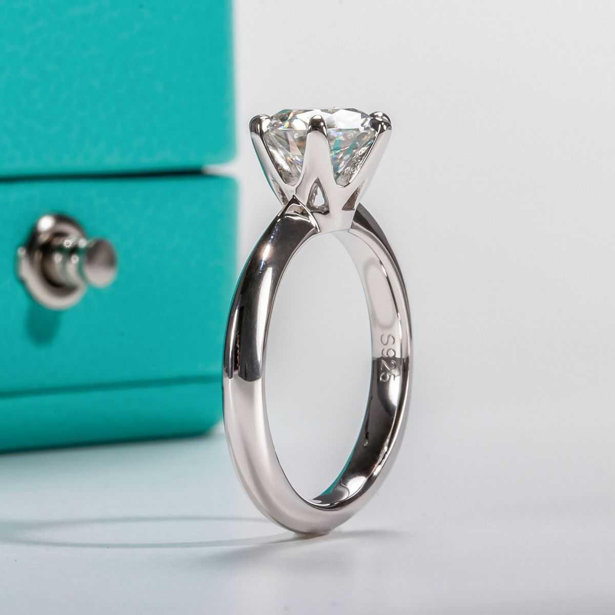 Sterling Silver 1.0ct Round Cut Mosanite Solitaire Ring D color vVS1 US3.5-US12.5, photo 3 of 8