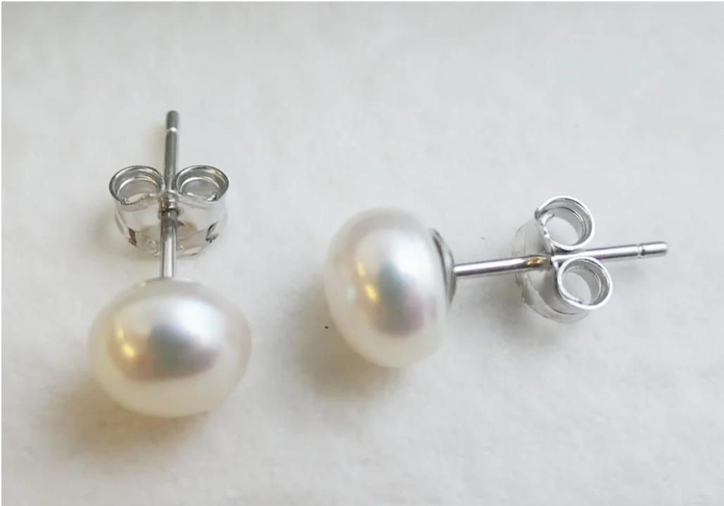 7mm White Cultured Freshwater Pearl 925 Sterling Silver Stud Earrings, photo 3 of 3