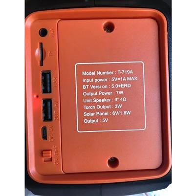 Portable Bluetooth Speaker with Handle Loud Sound Heavy Bass Outdoor Solar Charging in Red, photo 3 of 4