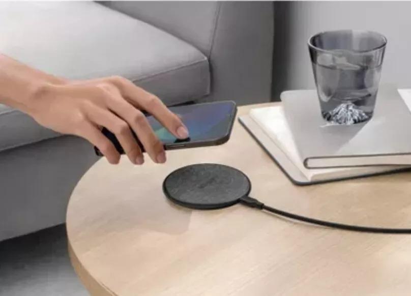 Anker 10W Wireless Charging Pad, photo 4 of 5