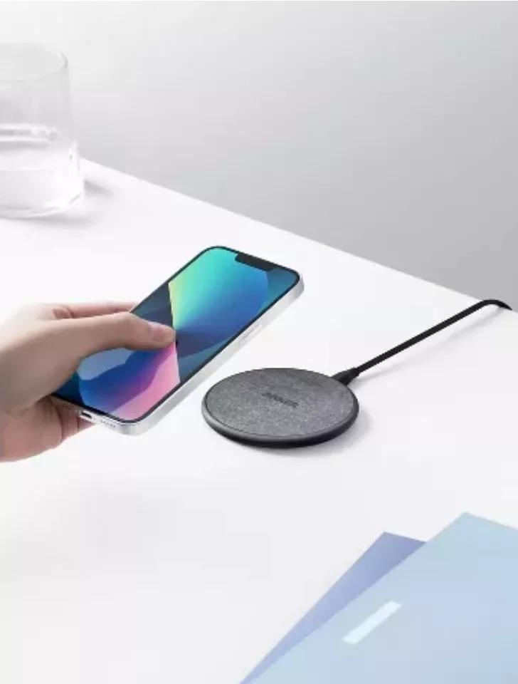 Anker 10W Wireless Charging Pad, photo 3 of 5