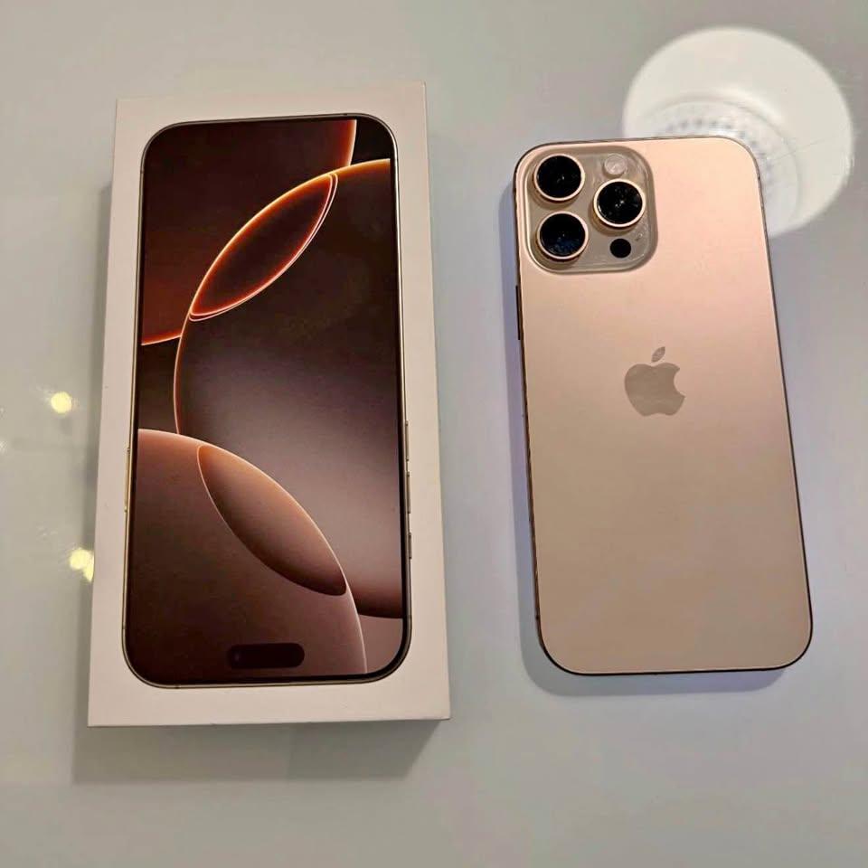 iPhone 16 Pro Max 256GB Unlocked– Fully Refurbished | 90-Day Warranty - Local Pickup in Silver Spring