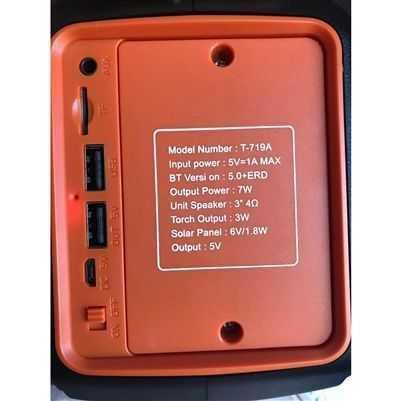 Portable Bluetooth Speaker with Handle Loud Sound Heavy Bass Outdoor Solar Charging in Red, photo 3 of 4