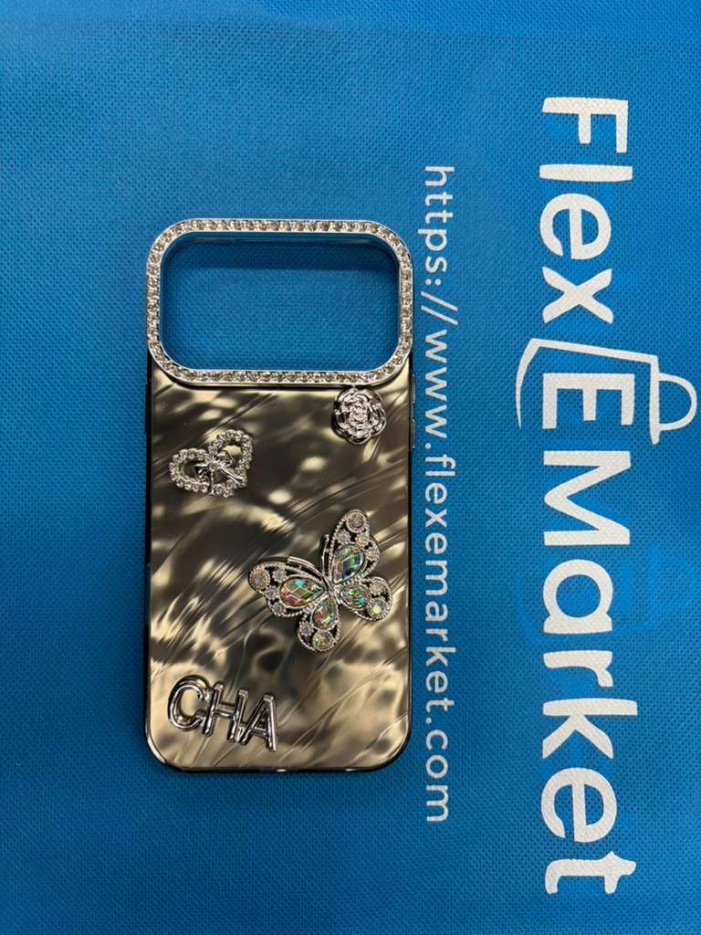iPhone 17 Pro Max Case (Decorative/Embellished)