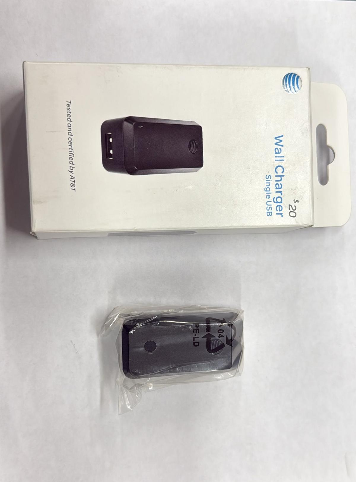 AT&T Wall Charger 4515F Single USB 2.4 AMP for Phones & Tablets Devices Black, photo 3 of 3