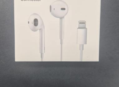 EarPods Style Wired Earphones with Lightning Connector product