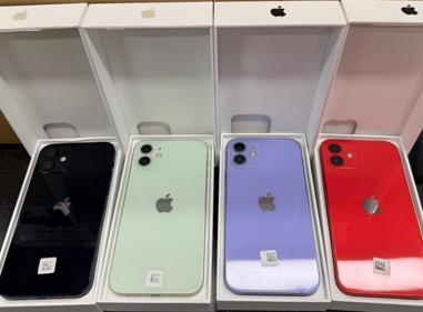 Apple iPhone 11 – 64GB/ 256GB .Unlocked work with all carriers. 90 days warranty. product