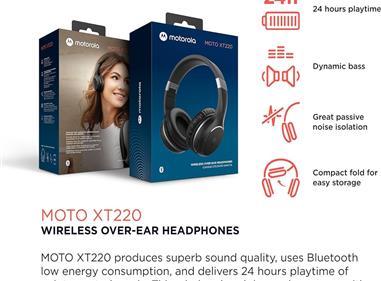 Motorola XT220 Bluetooth Wireless Headphones with Microphone-BLACK product