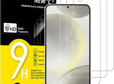 Pack of 3 Samsung Galaxy S25 Plus Tempered Glass Screen Protectors – HD Clear, Anti-Fingerprint & Easy Install product
