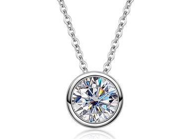 S925 Sterling Silver Round Moissanite Diamond Necklace 1ct Pendant 40+2+3cm  D color  VVS1 product
