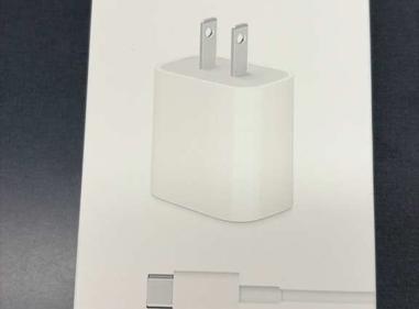 Apple 20W USB-C Fast Charger with USB-C to USB-C | Original Charger product