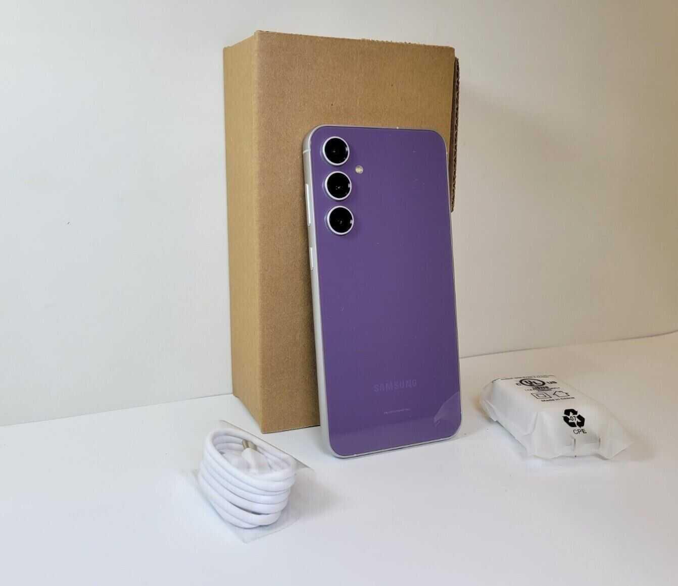 Samsung Galaxy S23 FE - 128GB Factory Unlocked - Acceptable condition Brand new 1 year warranty. Unlocked work with all carriers.