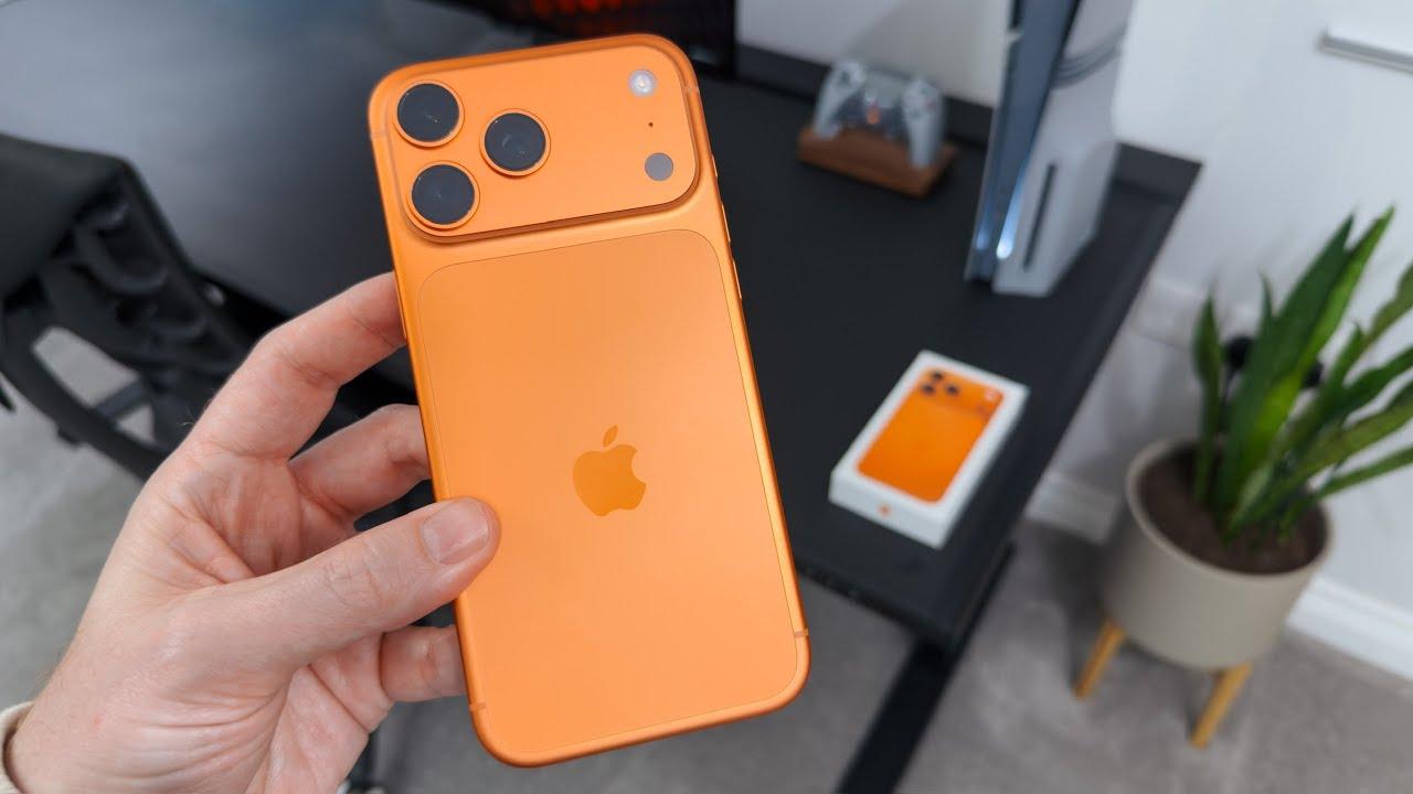 iPhone 17 Pro Max 256GB Unlocked – Like New | Cosmic Orange